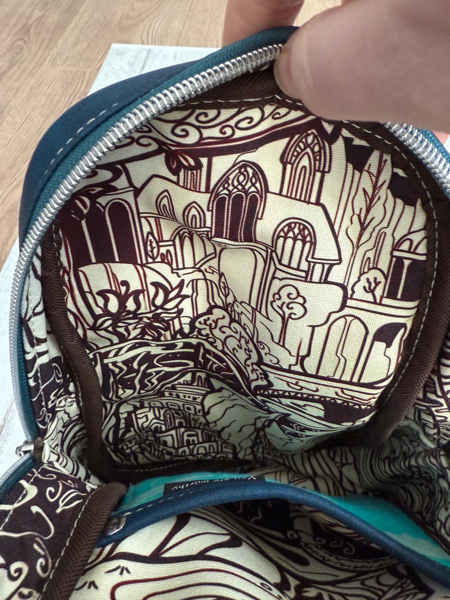 Rosie Sling Bag, lord of the ring gift, lotrgifts, vegan crossbody bag, front pocket bag, oscha handbag, sling bag women, wrap scrap bag