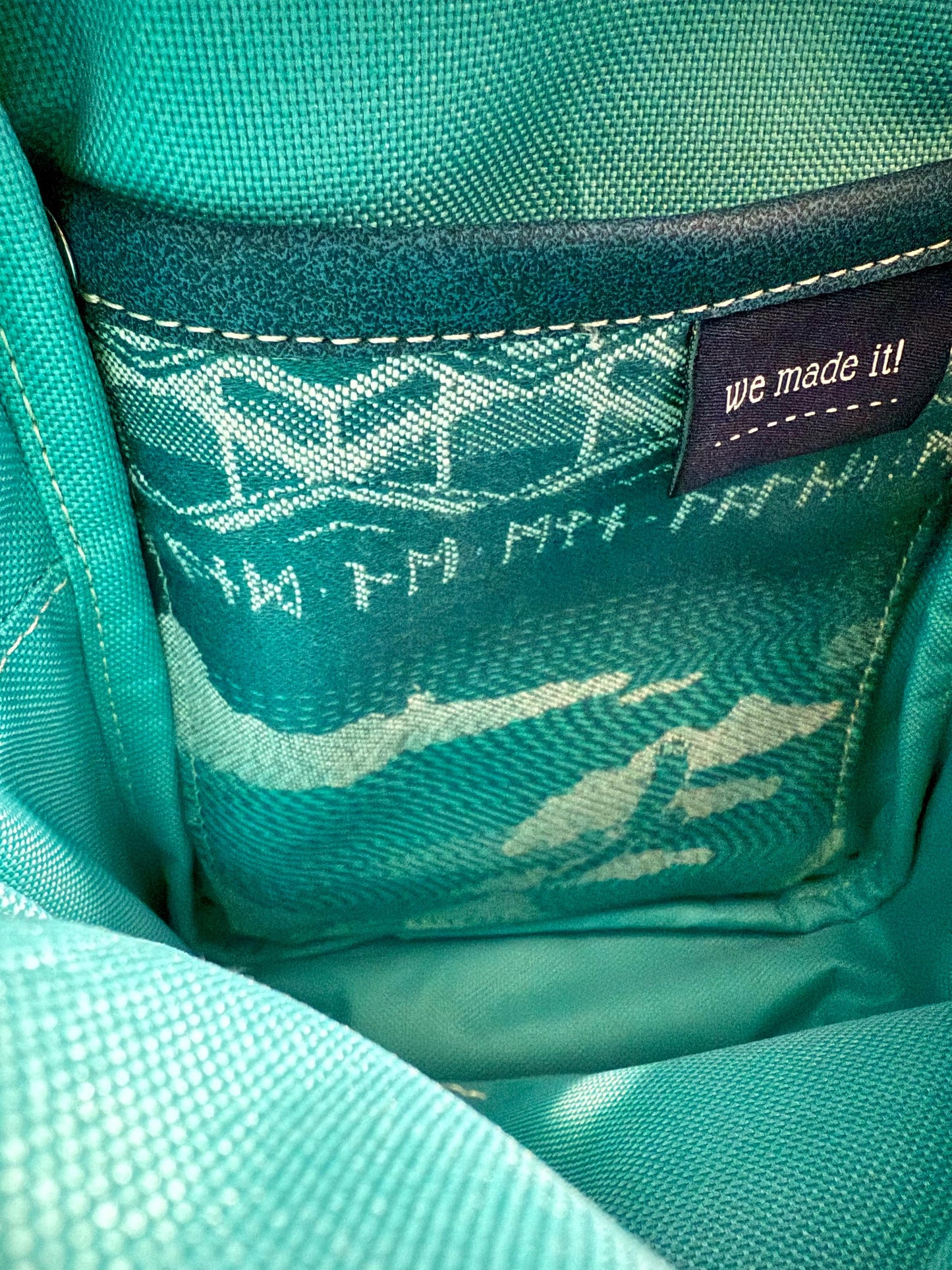 Rosie Sling Bag, lord of the ring gift, lotrgifts, vegan crossbody bag, front pocket bag, oscha handbag, sling bag women, wrap scrap bag