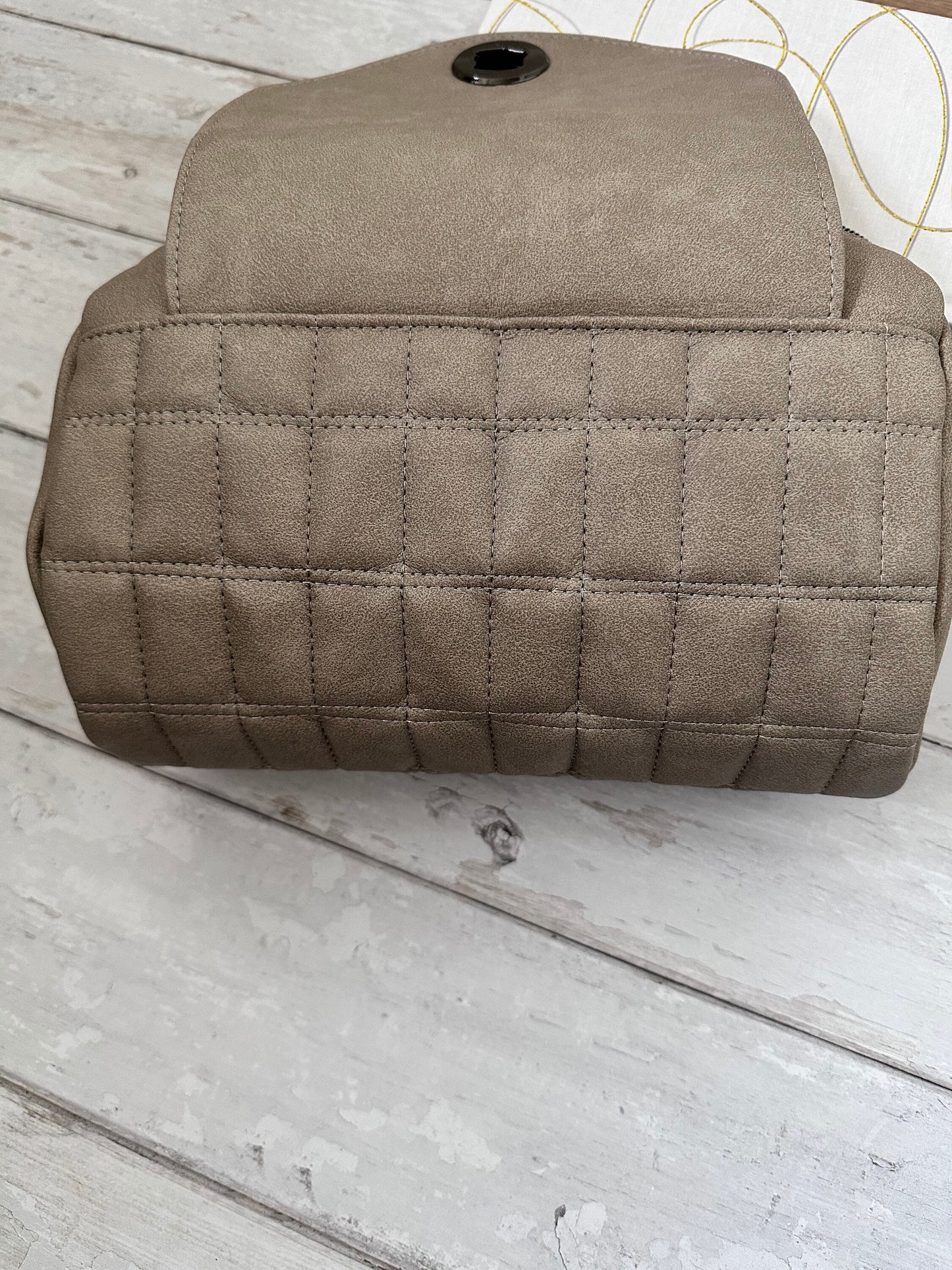 Quilted handbag, barrel bag, gift for reader, bookish gift, crossbody bag, vegan handbag, gift for teen bookworm, medium crossbody