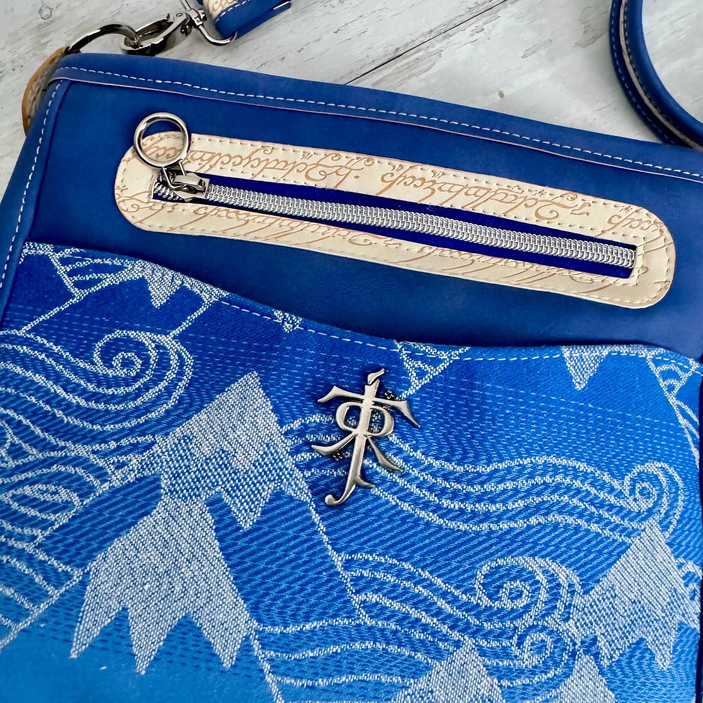 Lord of the ring gift for women, wrap scrap bag, lotrgifts, Oscha bag, middle earth bag, Tolkien gifts, vegan crossbody bag