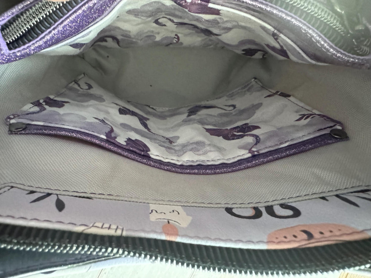 Fourth Wing Bag, Fourth Wing Crossbody Bag, Dragon Bag, Booktok merch, book lover gifts, smut merch, black shoulder bag, medium shoulder bag