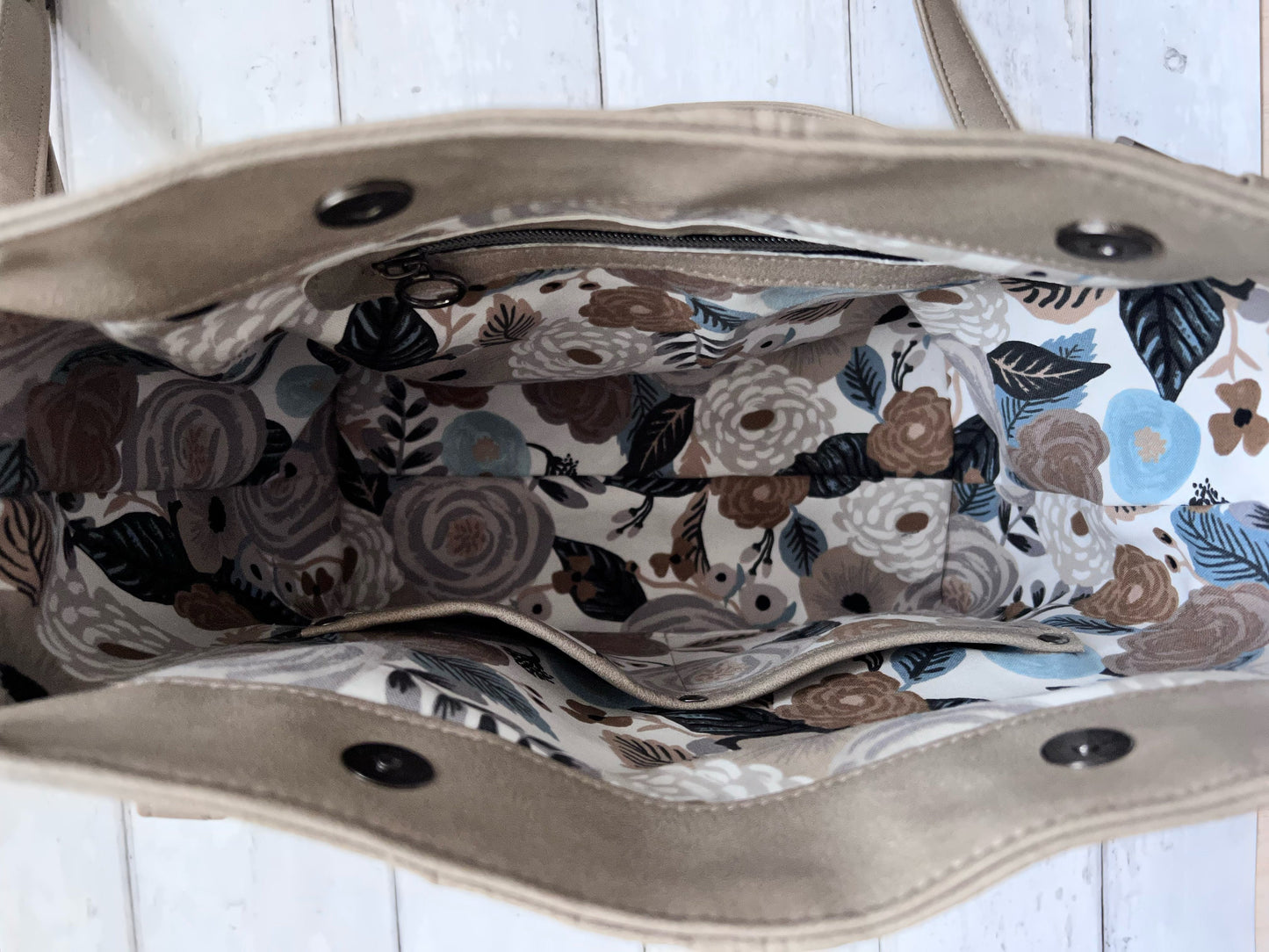 MADE TO ORDER Vegan Leather Slouchy Work Bag, large Handbag, Tote with Shoulder Strap, tote bag with pockets, school bag, work bag vegan