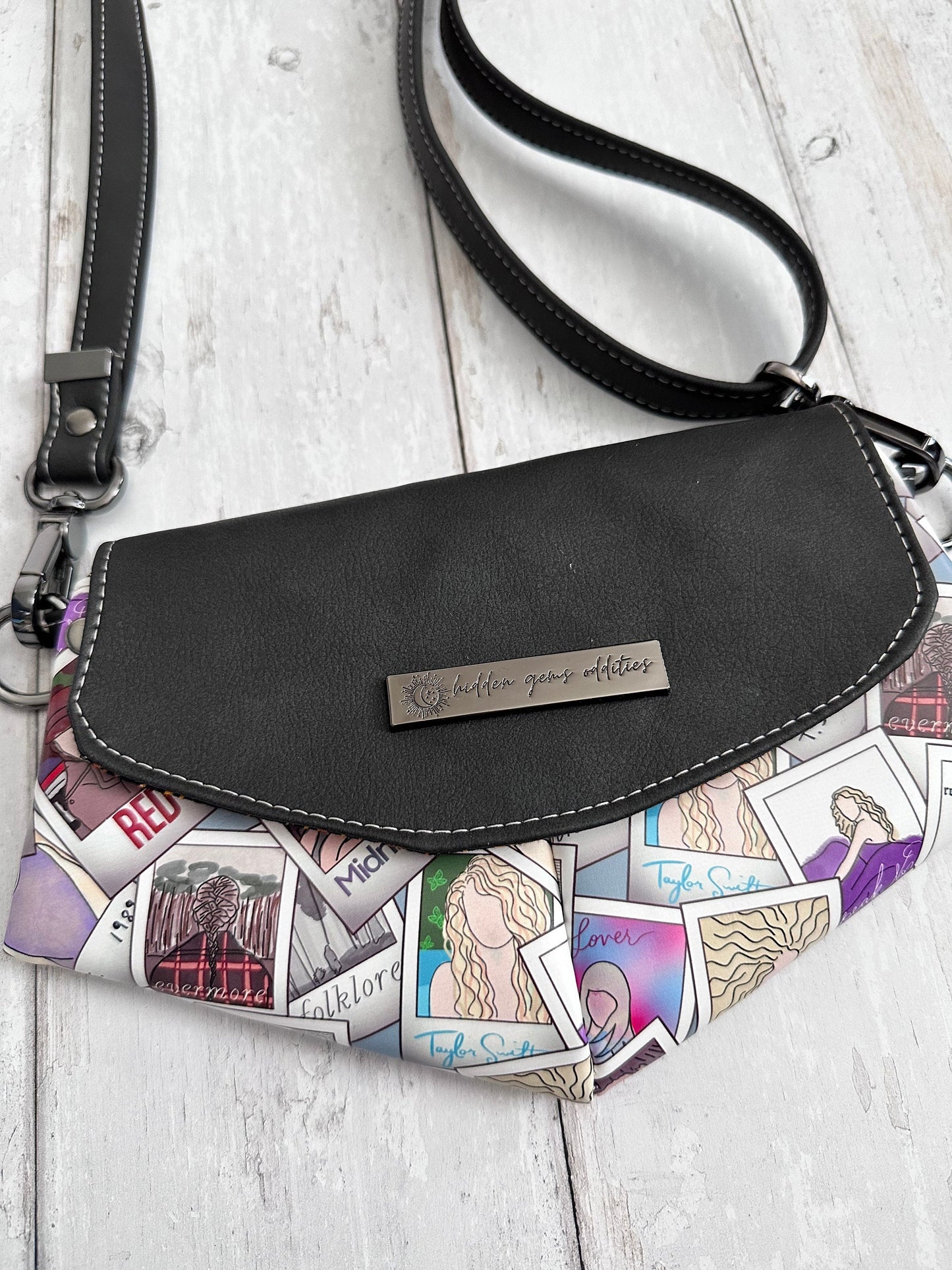 Taylor swiftie merch, eras tour merch, eras tour outfits, swiftie gifts, swiftie fiancé gift, swiftie mama, eras tour bag, vegan phone bag