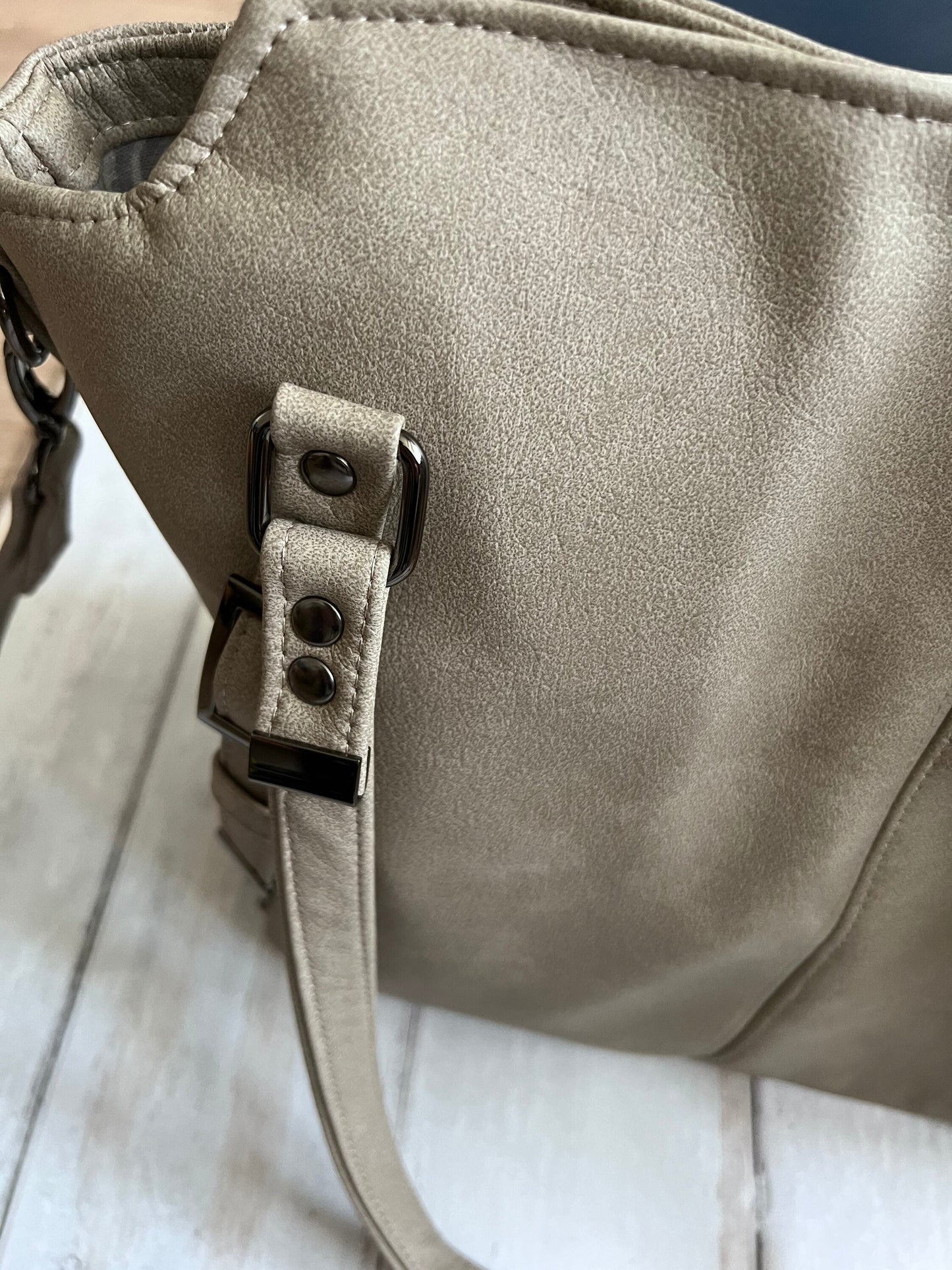 Vegan Leather Bag, Slouchy Bag, Tote bag with pockets, bag with strap, new job gift, Work Bag, Minimalist bag, laptop bag, office bag women