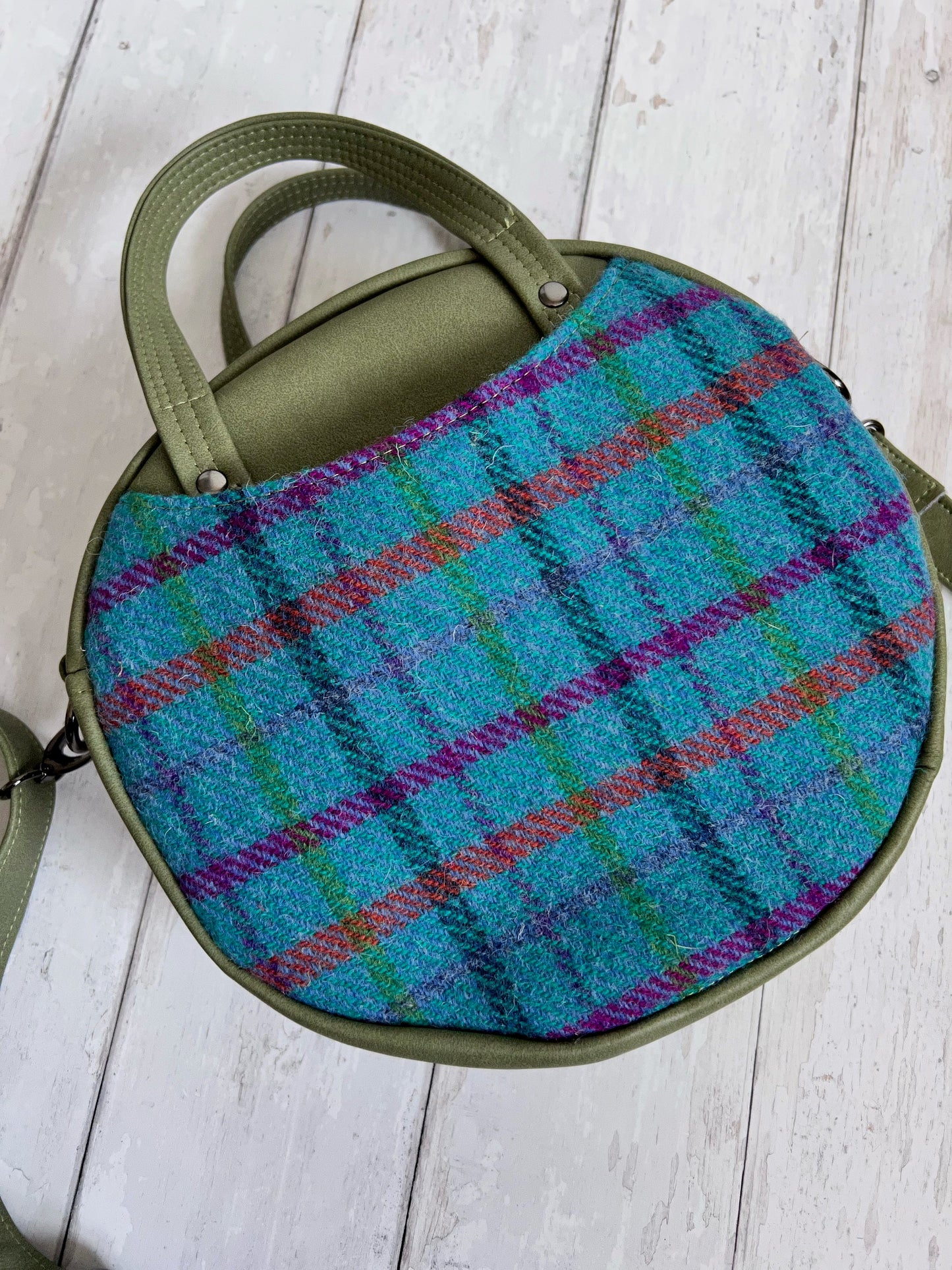 Harris Tweed Bag, Scottish Gifts, Circle Bag, Outlander Gifts, Tartan handbag, crossbody bag womens, handbag women, Scottish gift