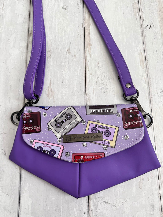 Taylor swiftie merch, eras tour merch, eras tour outfits, swiftie gifts, swiftie fiancé, swiftie mama, eras tour bag, vegan phone bag